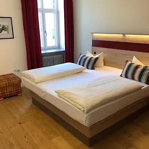 Hotel Hotel-gasthof Flötzinger Bräu